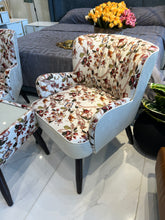 Allure Chair 026 with table