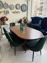 Emerald Oak Dining table