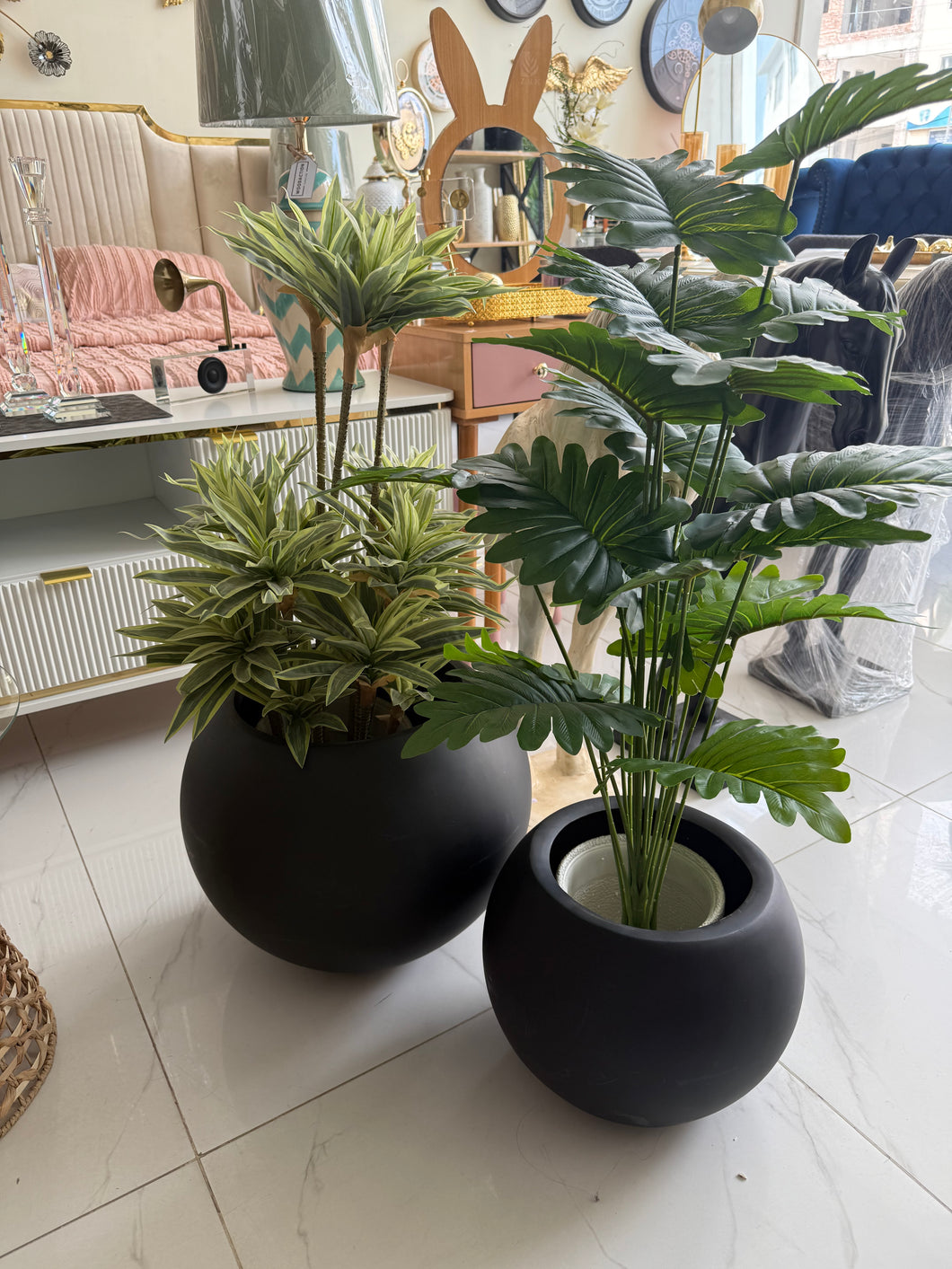 Round Pot