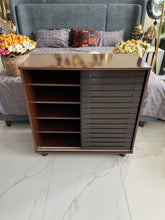 Mini Alcantara shoerack