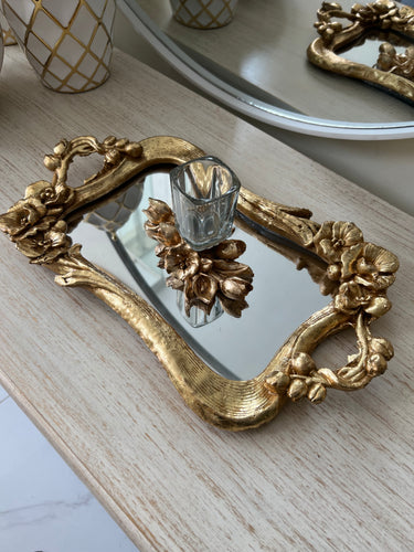 Tray 002