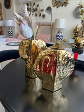 Gold Textured Vase 02