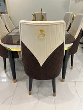 Chestnut Charm Dinning Table