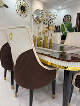 Chestnut Charm Dinning Table