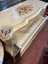 Iglo Hand Painted Console Living Room