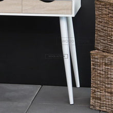 Mia Study Table