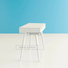 Mia Study Table