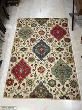 Traditional A4 Rug