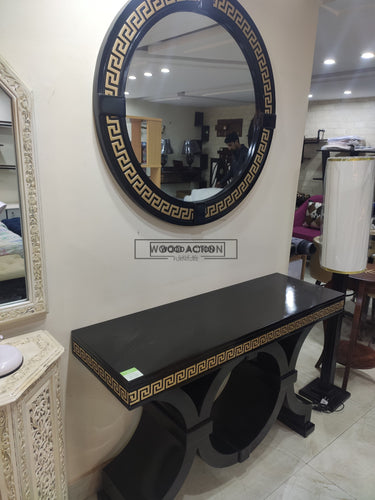Varsace Mirror Console