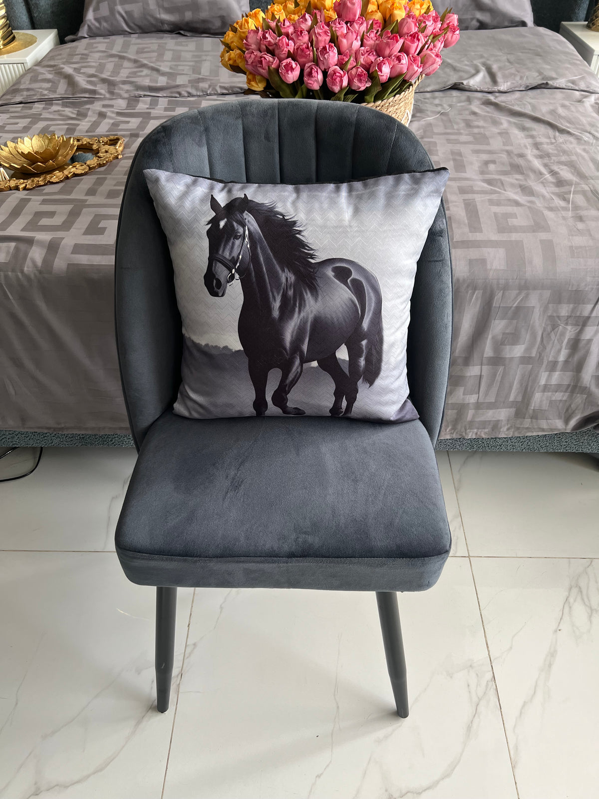 Dawn chair 05 (dark grey)