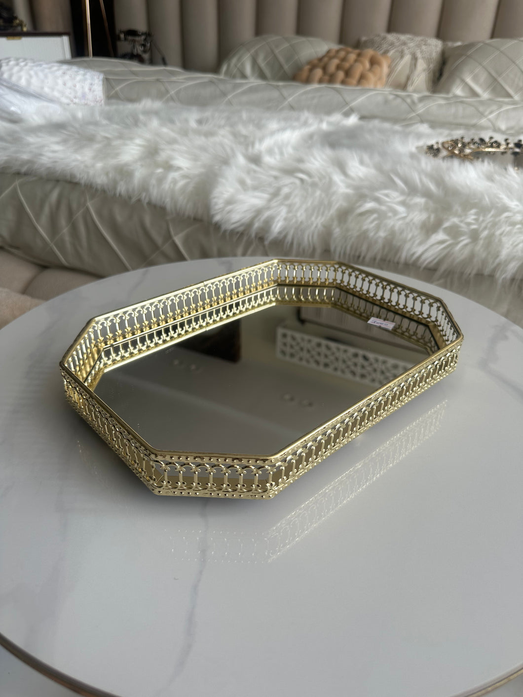Metallic tray 013