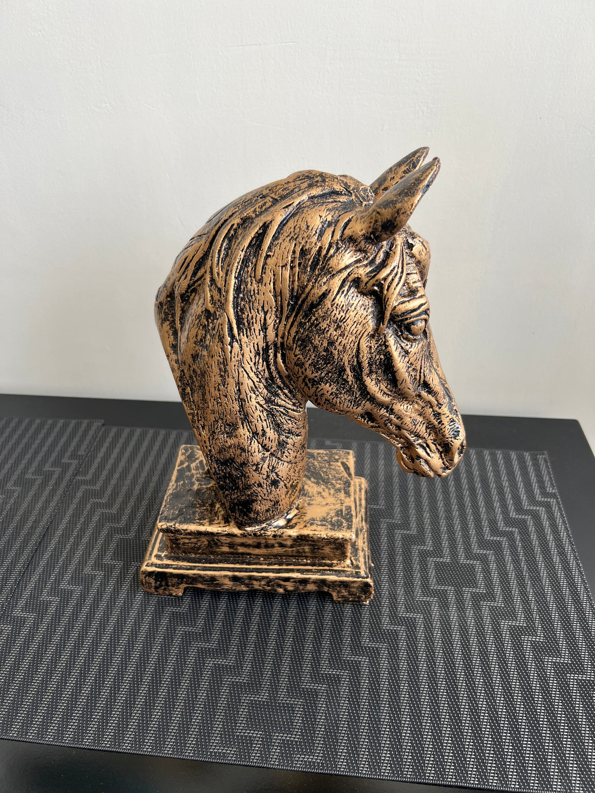 Horse Head Sculpture Antique Gold