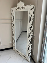 Royale Mirror 03