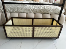 Rattan Cloths Hanger 001