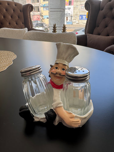 Chef with pepper and salt 11