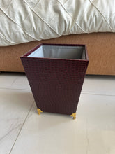 Leather Dust bin 02