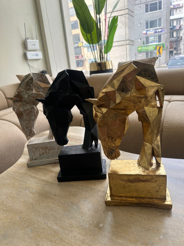 3D horse decor (Black white and Gold)