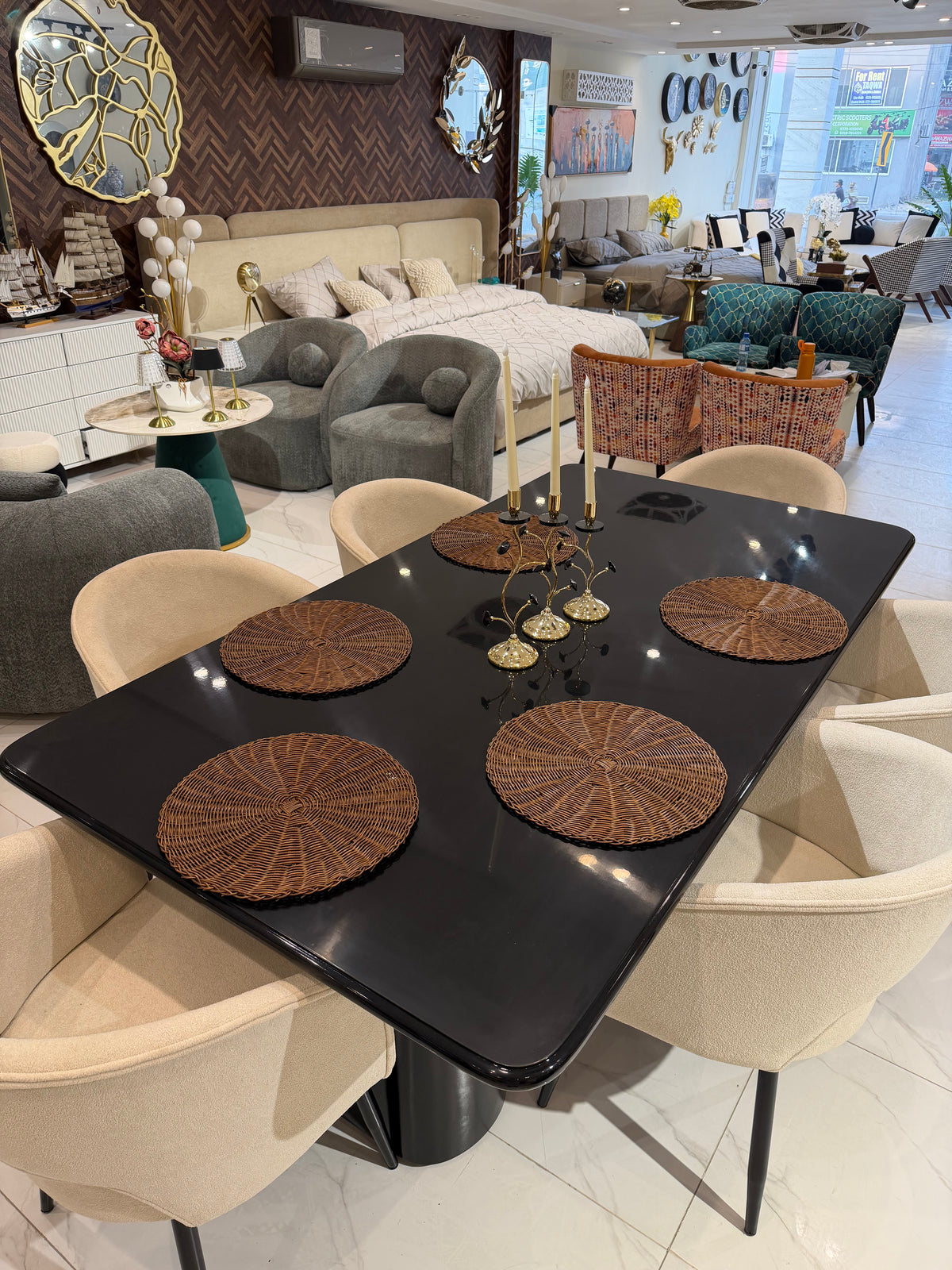 Penny High Gloss  Dining table
