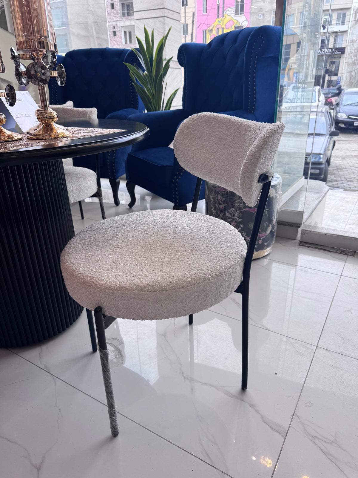 White boucle Dining chair