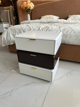 Rotating Capri Side table