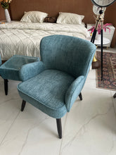 Allure Chair sea green 034 with table