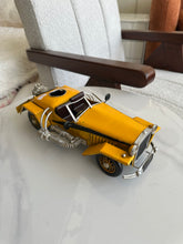 Vintage Classic Car 03