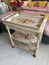 Hand painted trolley 04