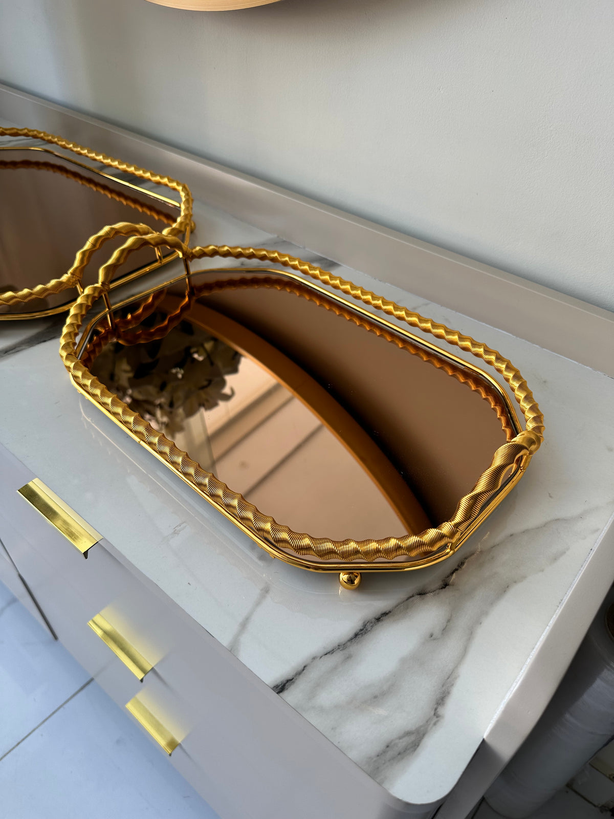 Metallic tray 007