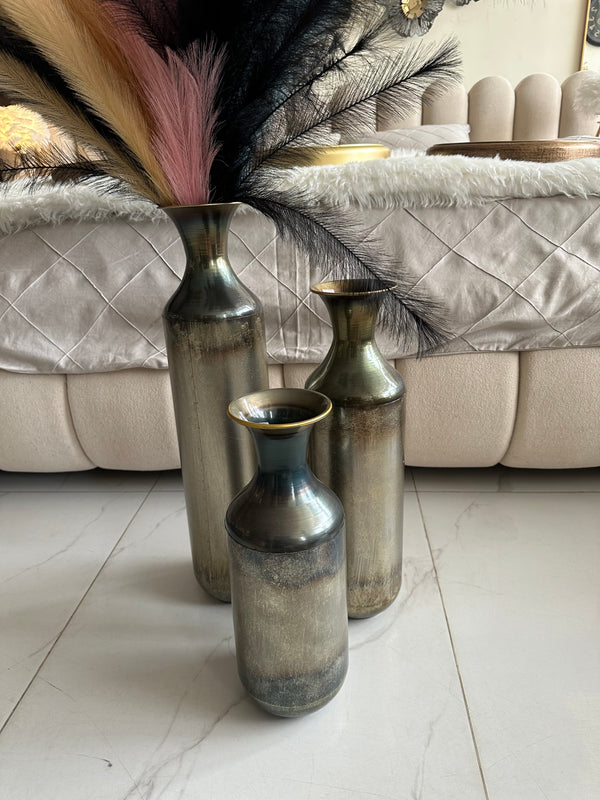 Metallic Floor Vase Black