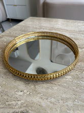 Metallic tray 015