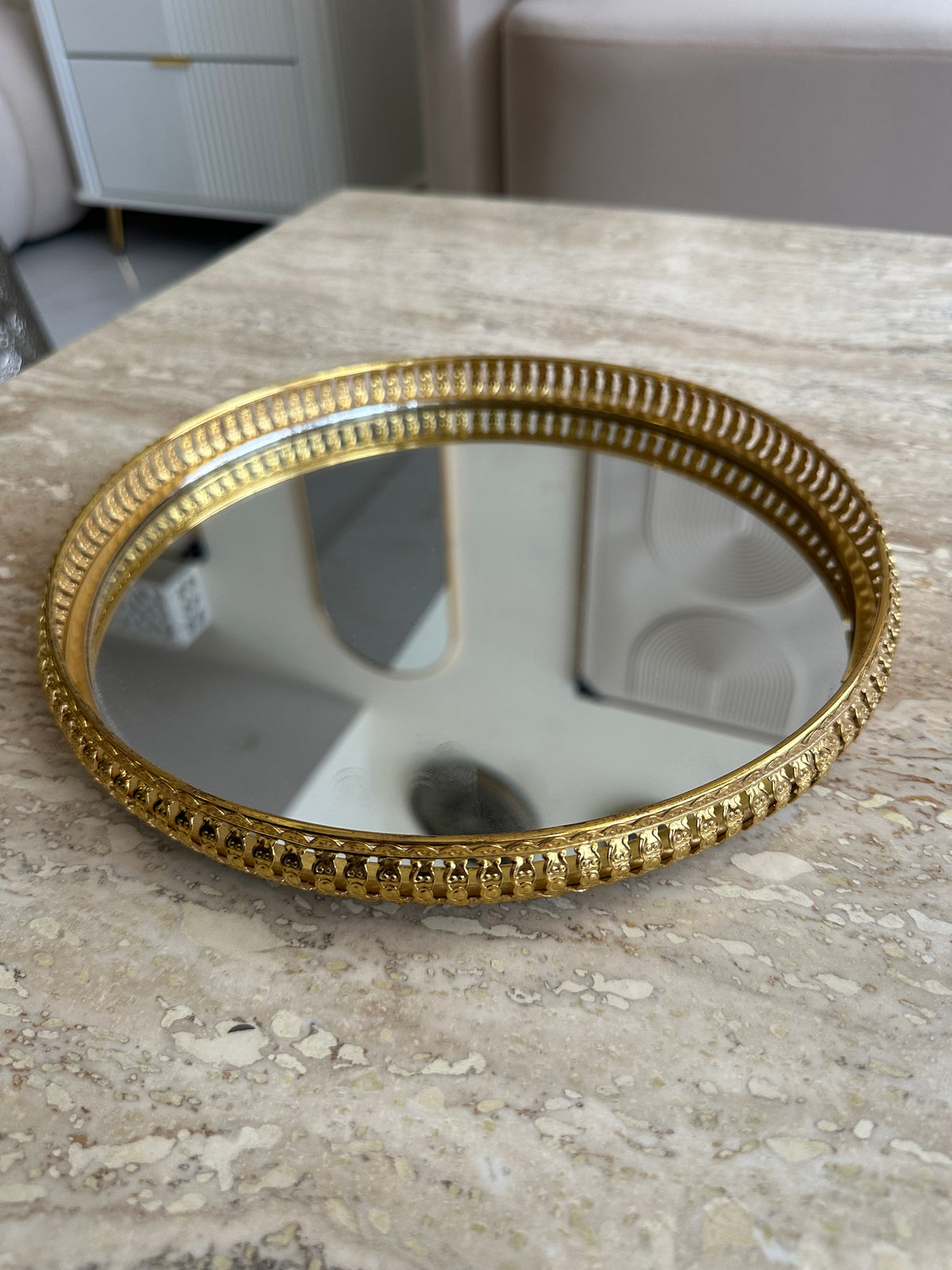 Metallic tray 015