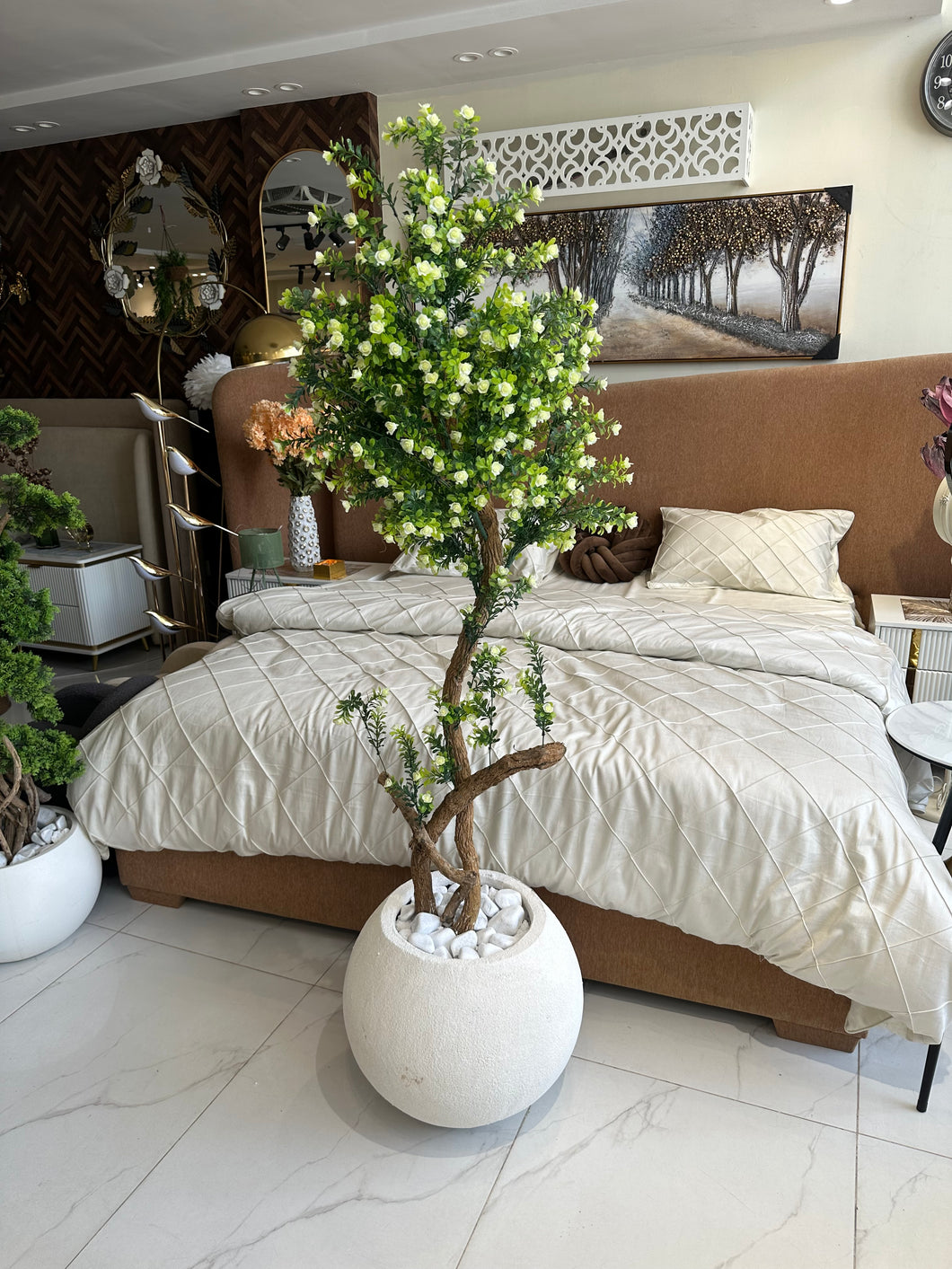 Mini roses flower Plant with Texture round planter