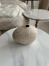 Terra 05 (Pebble Vase)