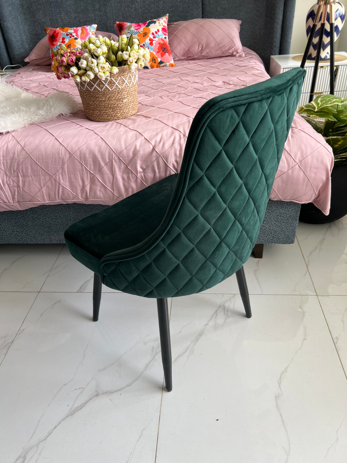 Dawn chair 07 (Green)