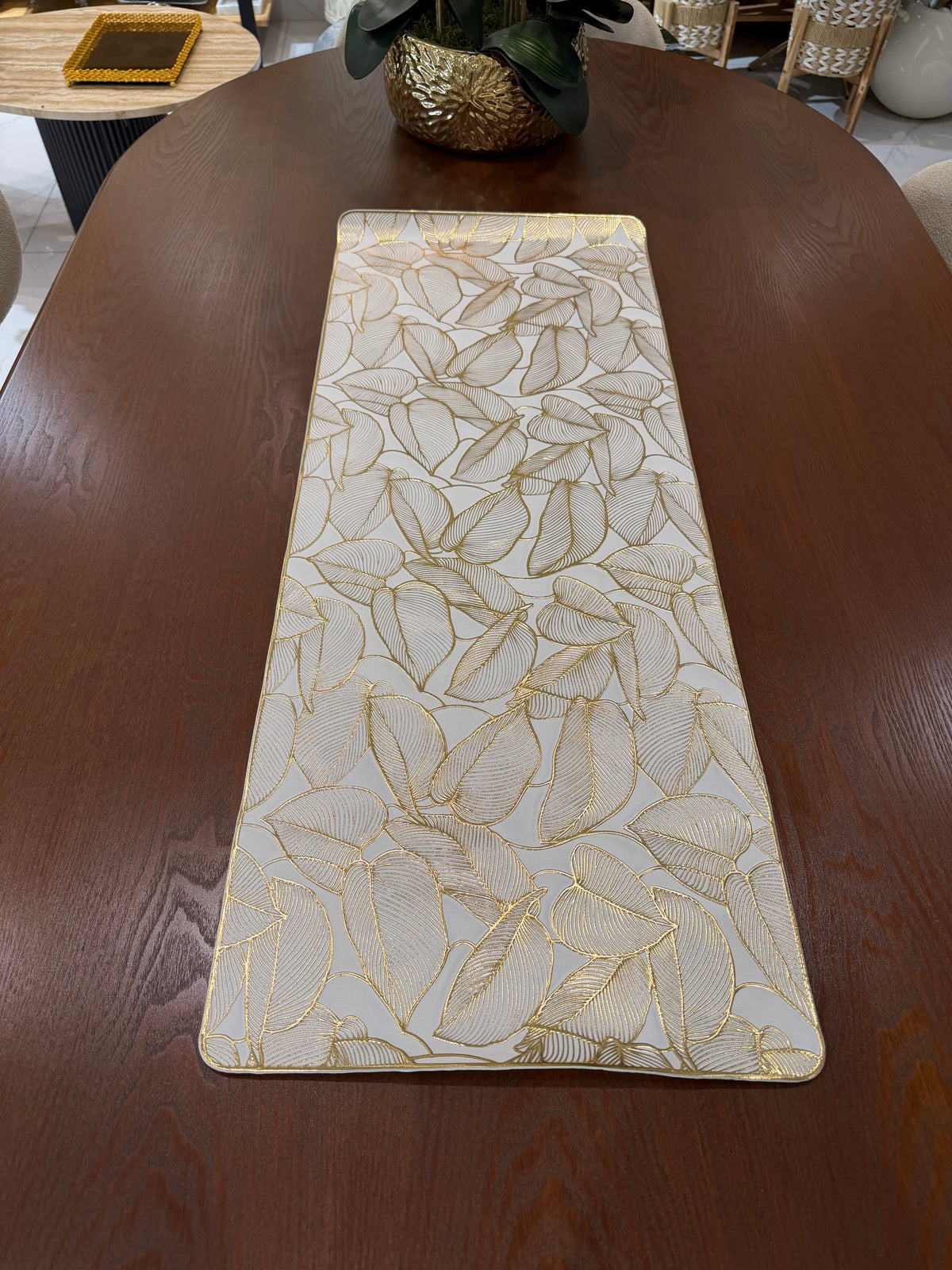 Table Runner 002
