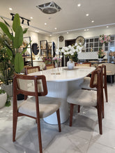 White deco Dining Table with Rattan chairs