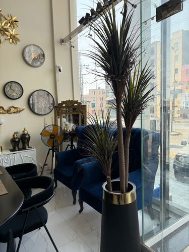 Artifical plants and planter 24