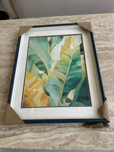 Wall Frame 002