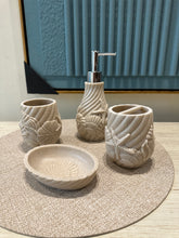 Sea shell bath set