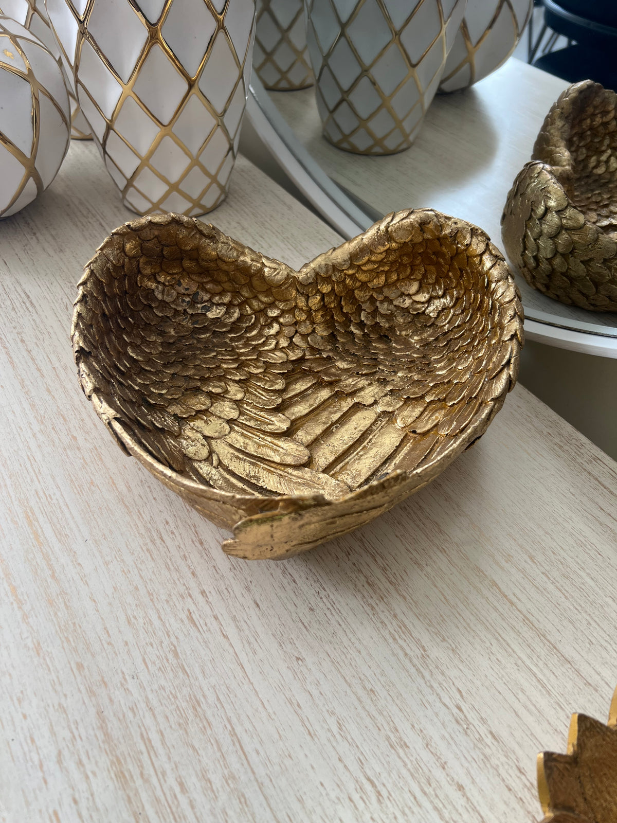 Angel wing basket