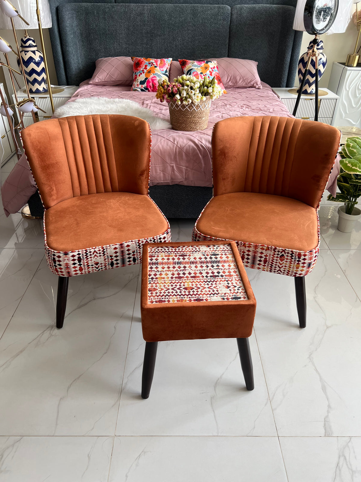Allure Chair 028 with table