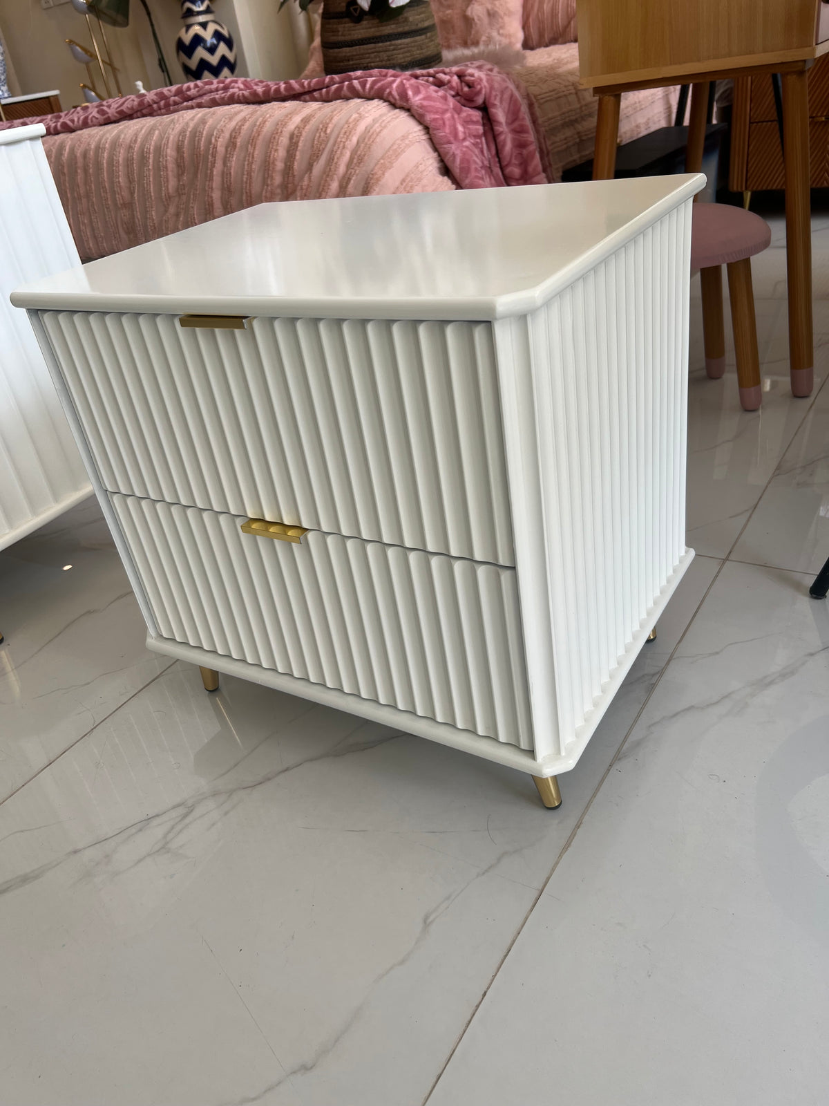 Everlign Side Table