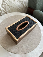 Wooden Tissue box 08