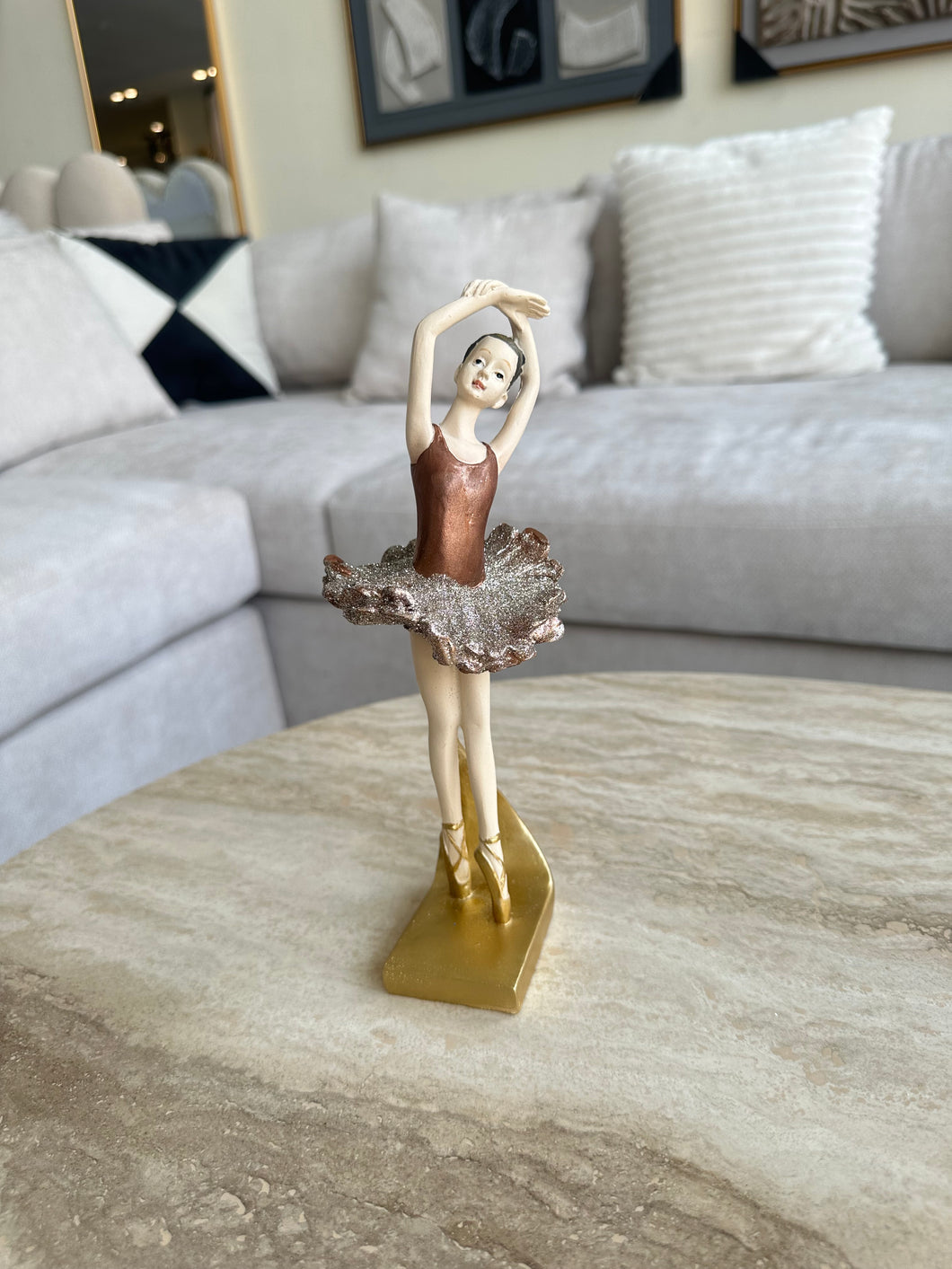 Ballerina Sculpture 001