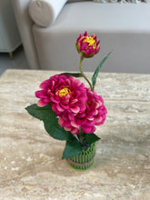 Dahlia Flower Standing Bunch Magenta