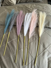 Feather Branch Small