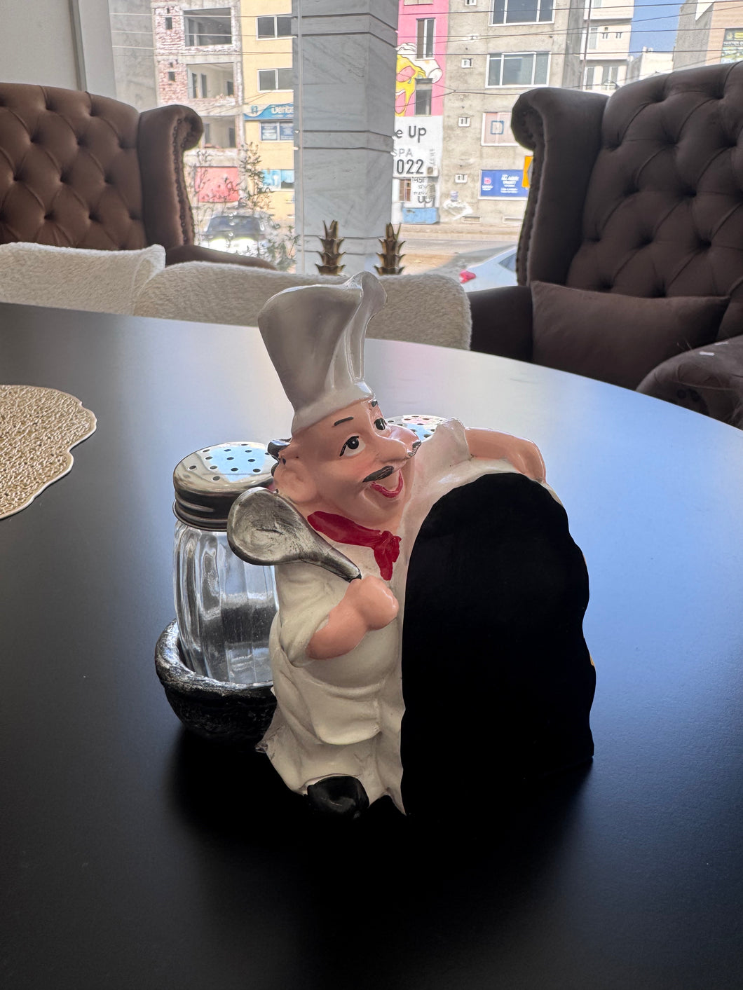 Chef with pepper and salt 12