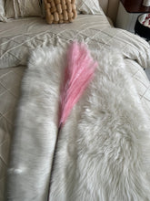 Large Synthetic feather for vase
