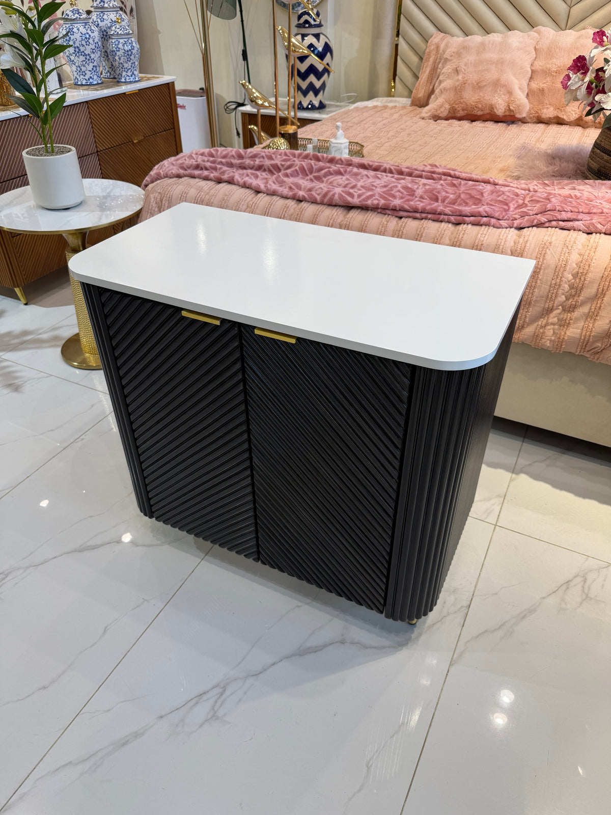 Espen Side Board Small Dark Grey