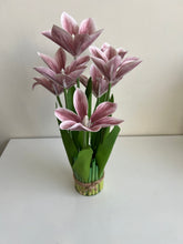 Standing Flower Bunch (Multiple colors)